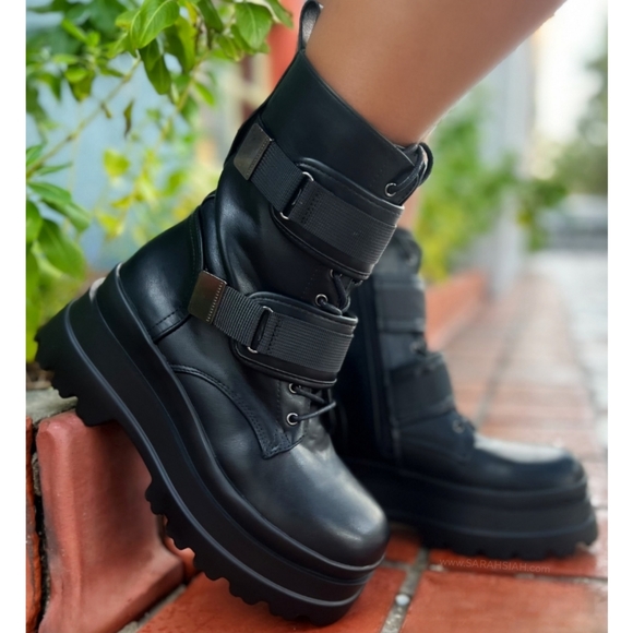 Dolls Kill Shoes - 8, 8.5, 9 & 10🖤𝑬𝒙𝒐𝒕𝒊𝒄 𝑷𝒍𝒂𝒕𝒇𝒐𝒓𝒎 𝑩𝒐𝒐𝒕 - BLACK
